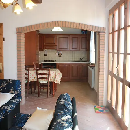 Cantagalli Alloggio per agriturismo San Quirico dʼOrcia