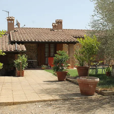 Alloggio per agriturismo Cantagalli San Quirico dʼOrcia